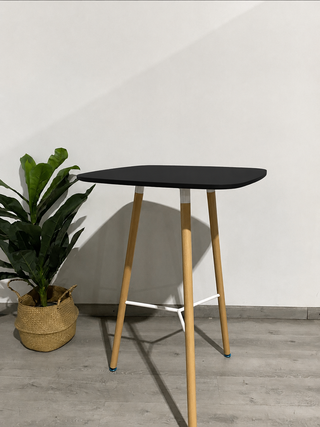 Mesa de Bar Eames MDF