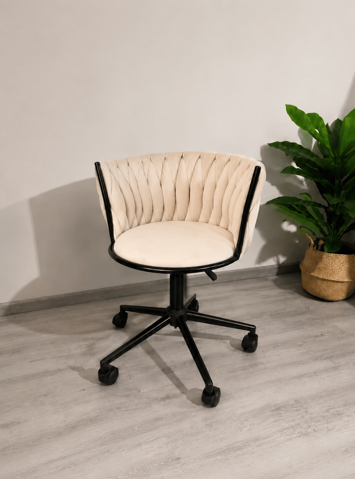 Silla de escritorio Queen Base Negra