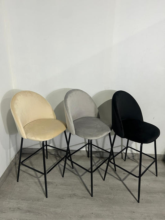 Taburete Tokio Terciopelo 66cm Patas Negras
