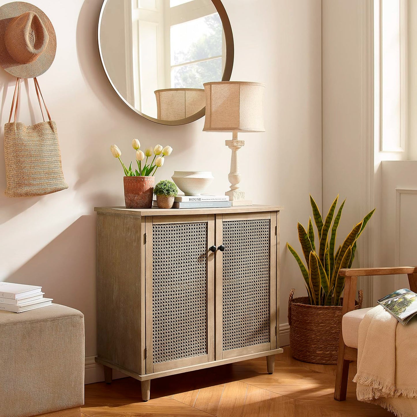 Cómoda 2 Puertas con Rattan - Madera Clara