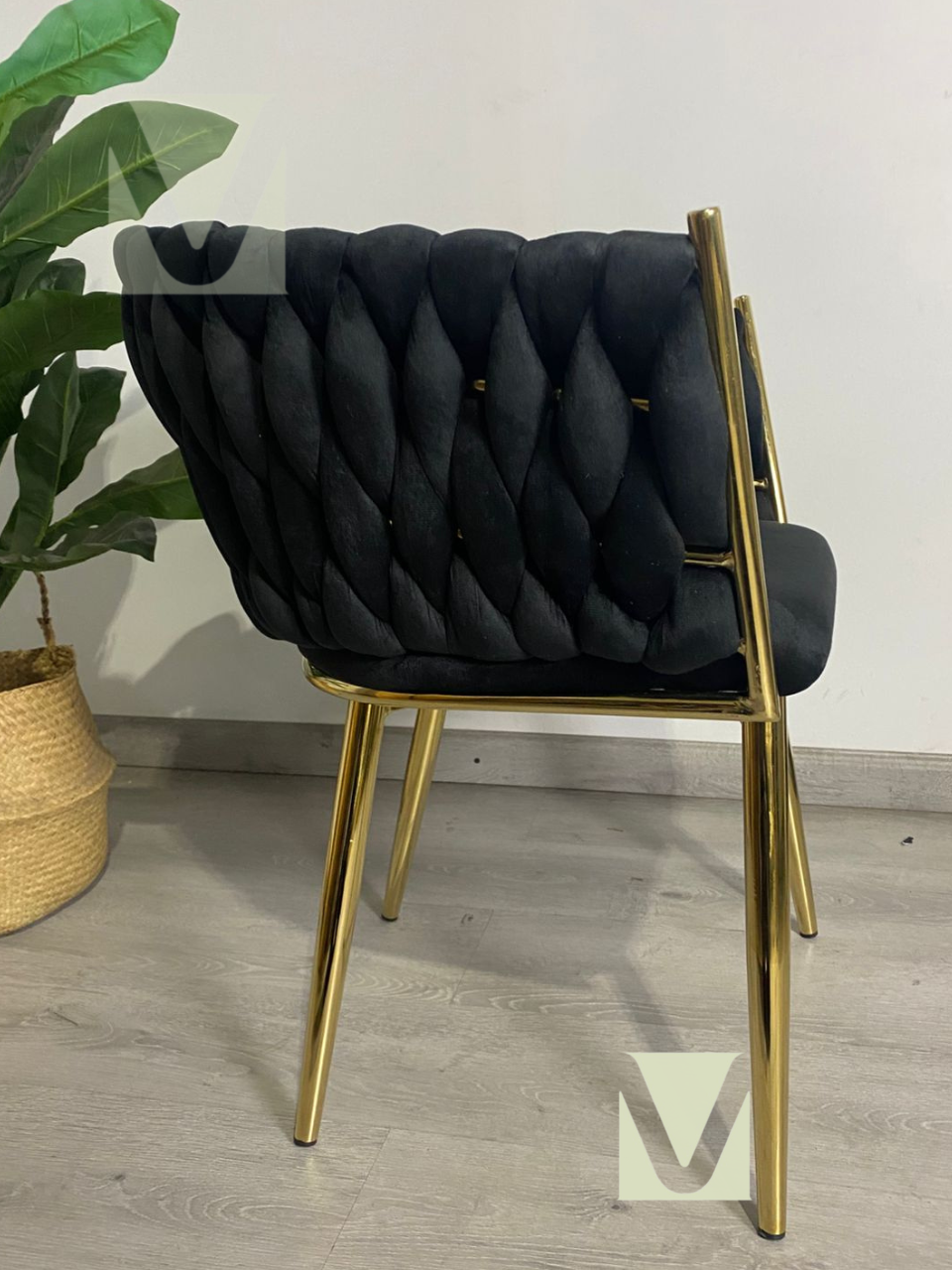 Sitial Royal Queen Velvet Gold