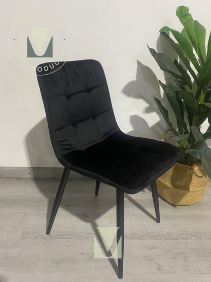 Silla Capitone GP Black Terciopelo