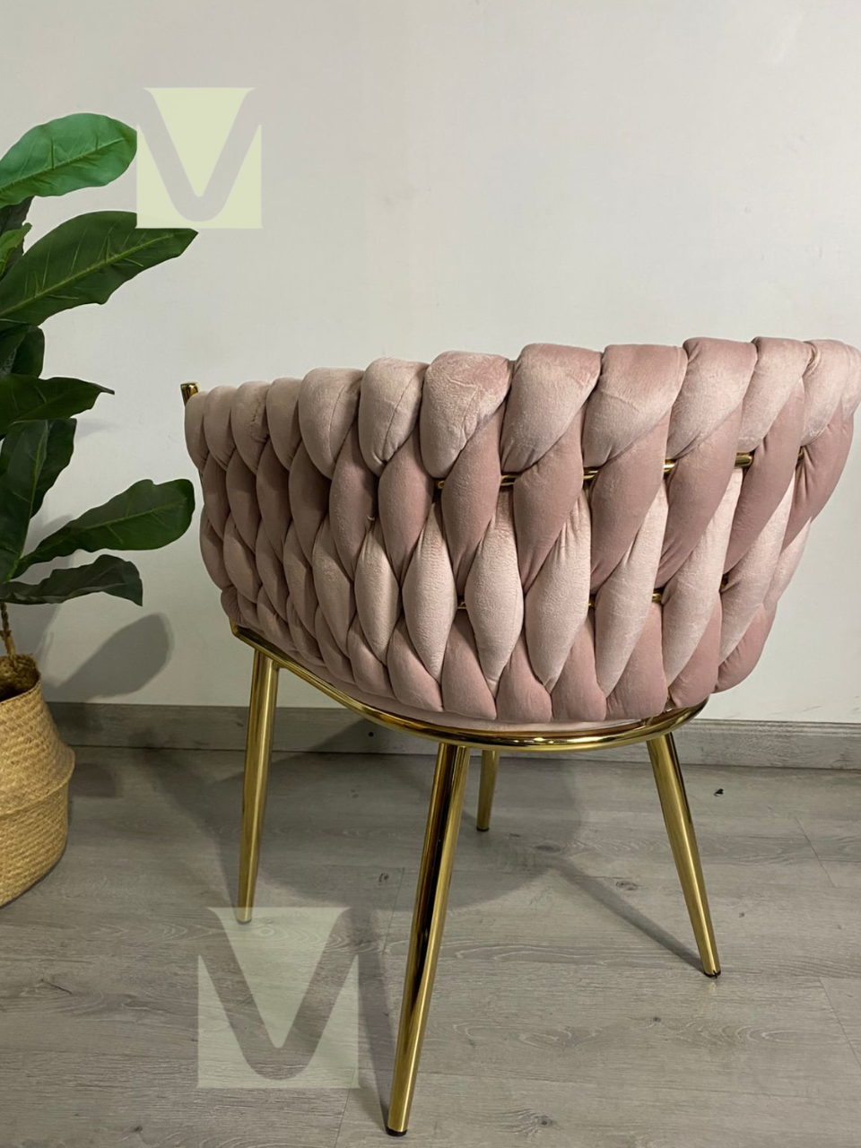 Sitial Royal Queen Velvet Gold