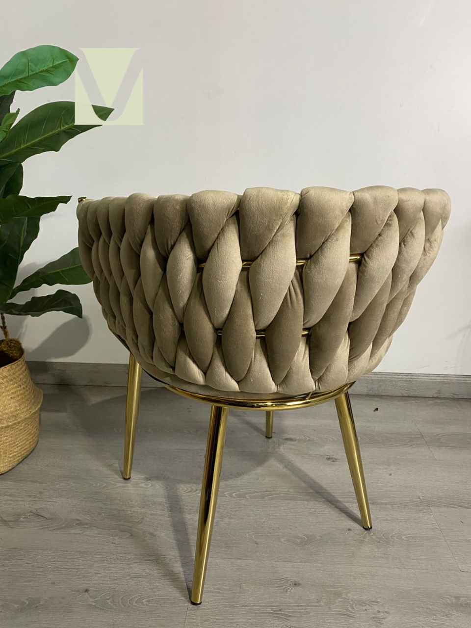 Sitial Royal Queen Velvet Gold