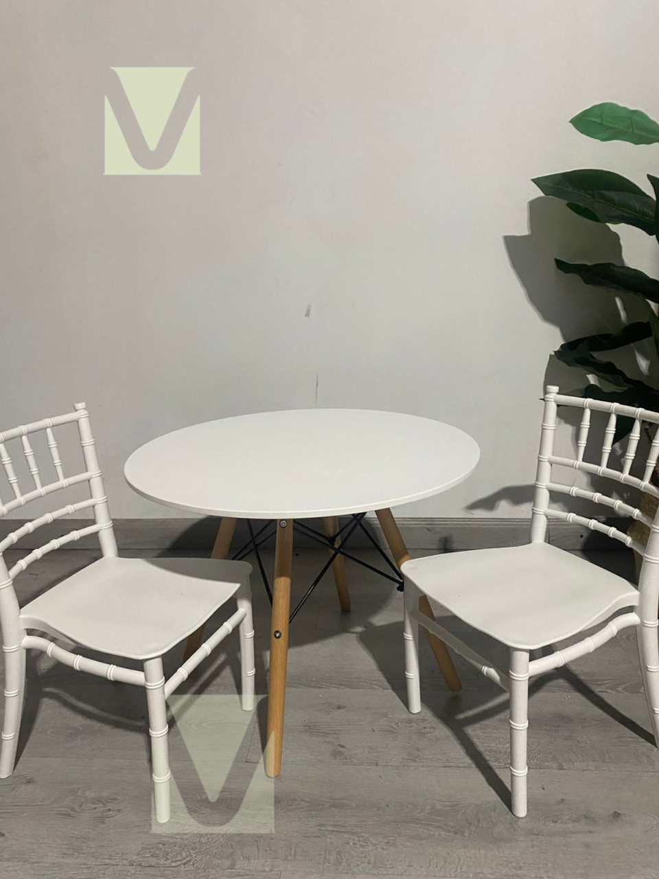 Set Mesa Kids 60cm + 2 Silla Chiavari Kids