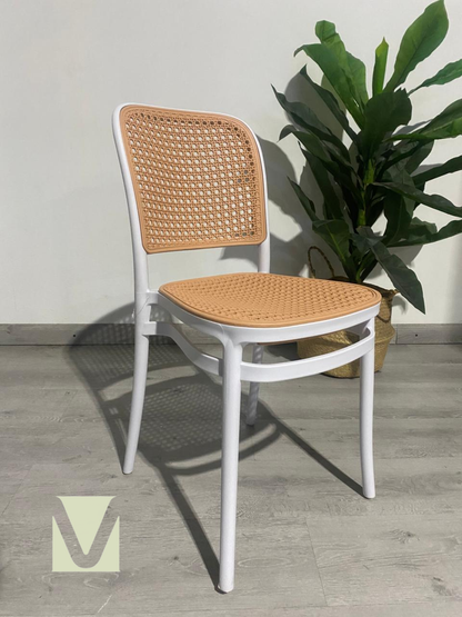 Silla Lombardía de Polipropileno