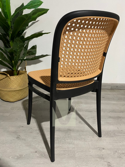 Silla Lombardía de Polipropileno