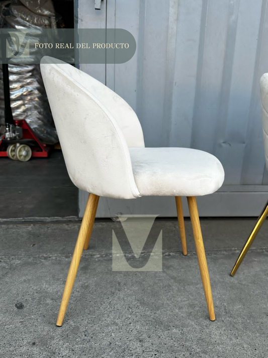 Silla Gabrielle Terciopelo liso (Patas simil Madera)