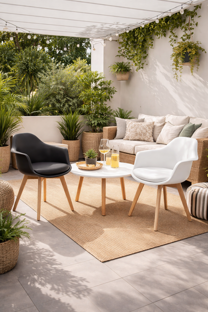 Butaca Eames con Cojin y patas de Madera