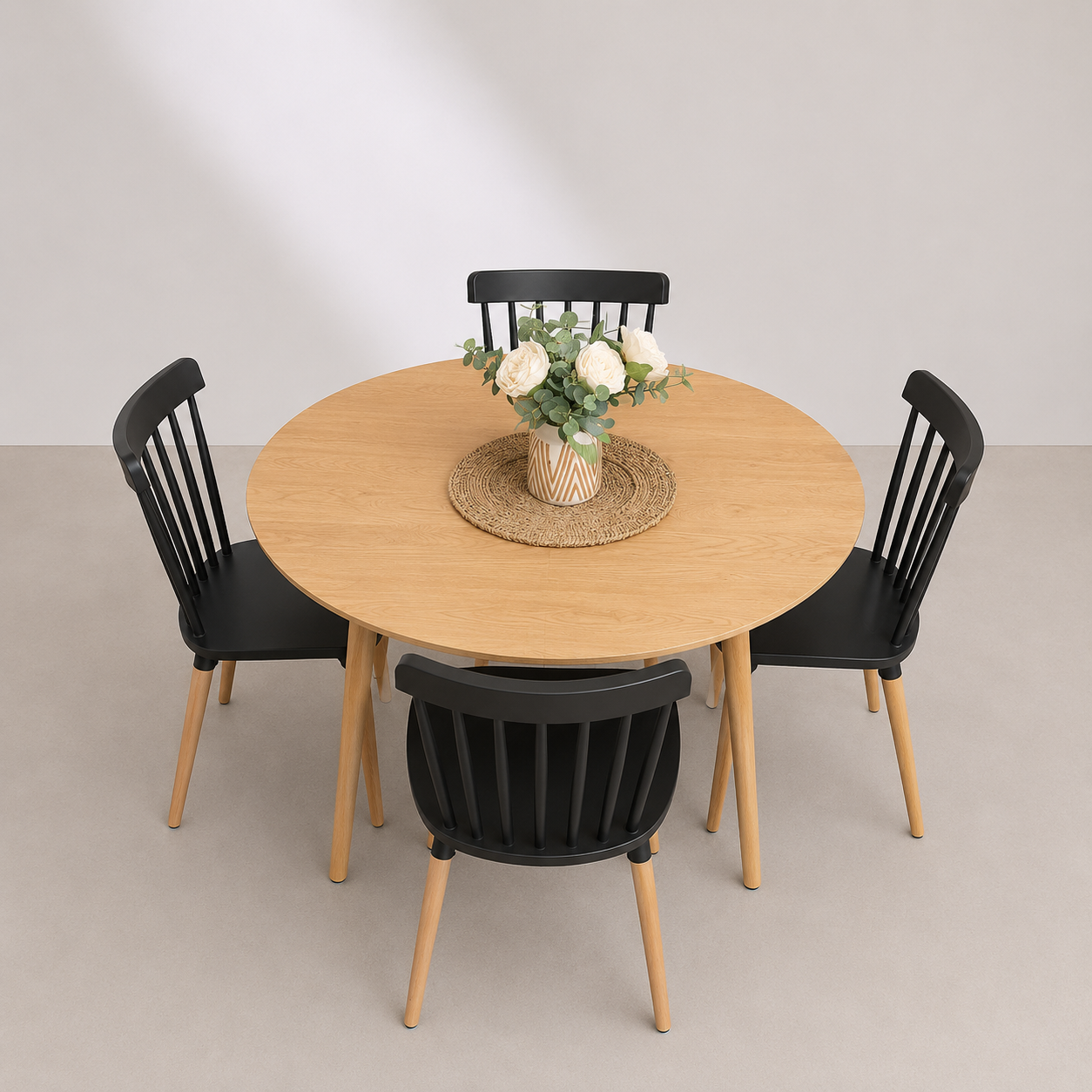 Comedor Extensible + 4 Sillas Windsor