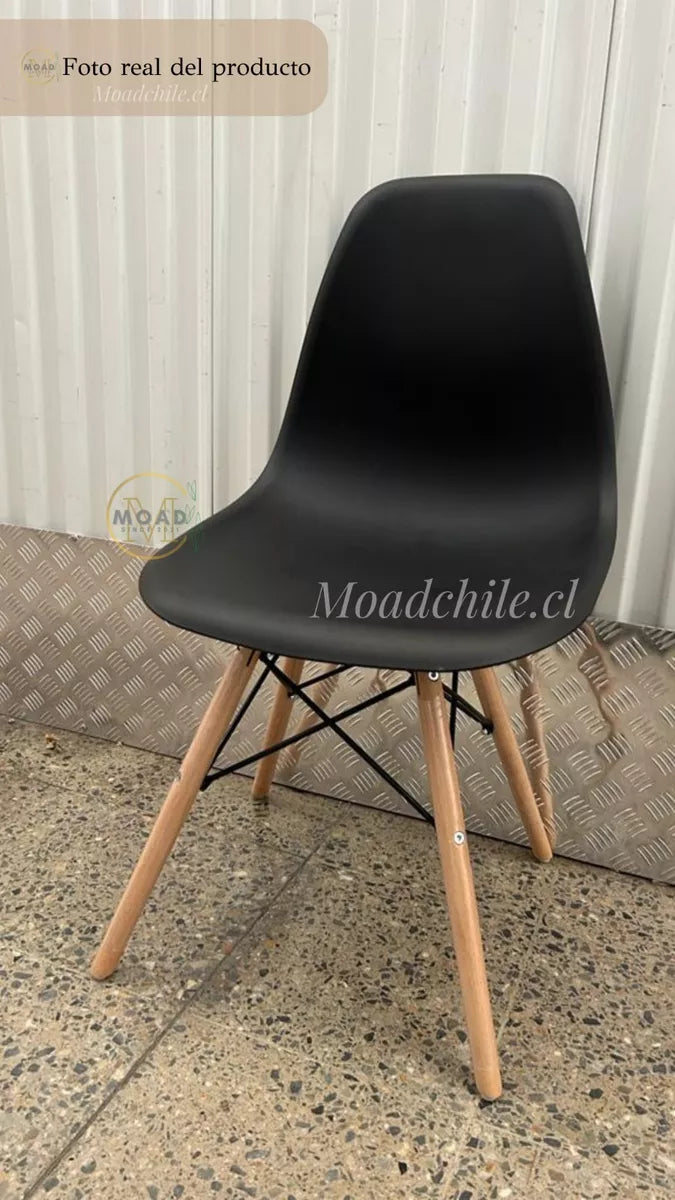Juego de Comedor Eames Round Madera 4P