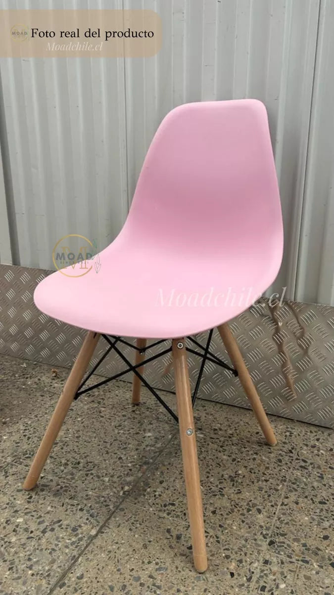 Juego de Comedor Eames Round Madera 4P