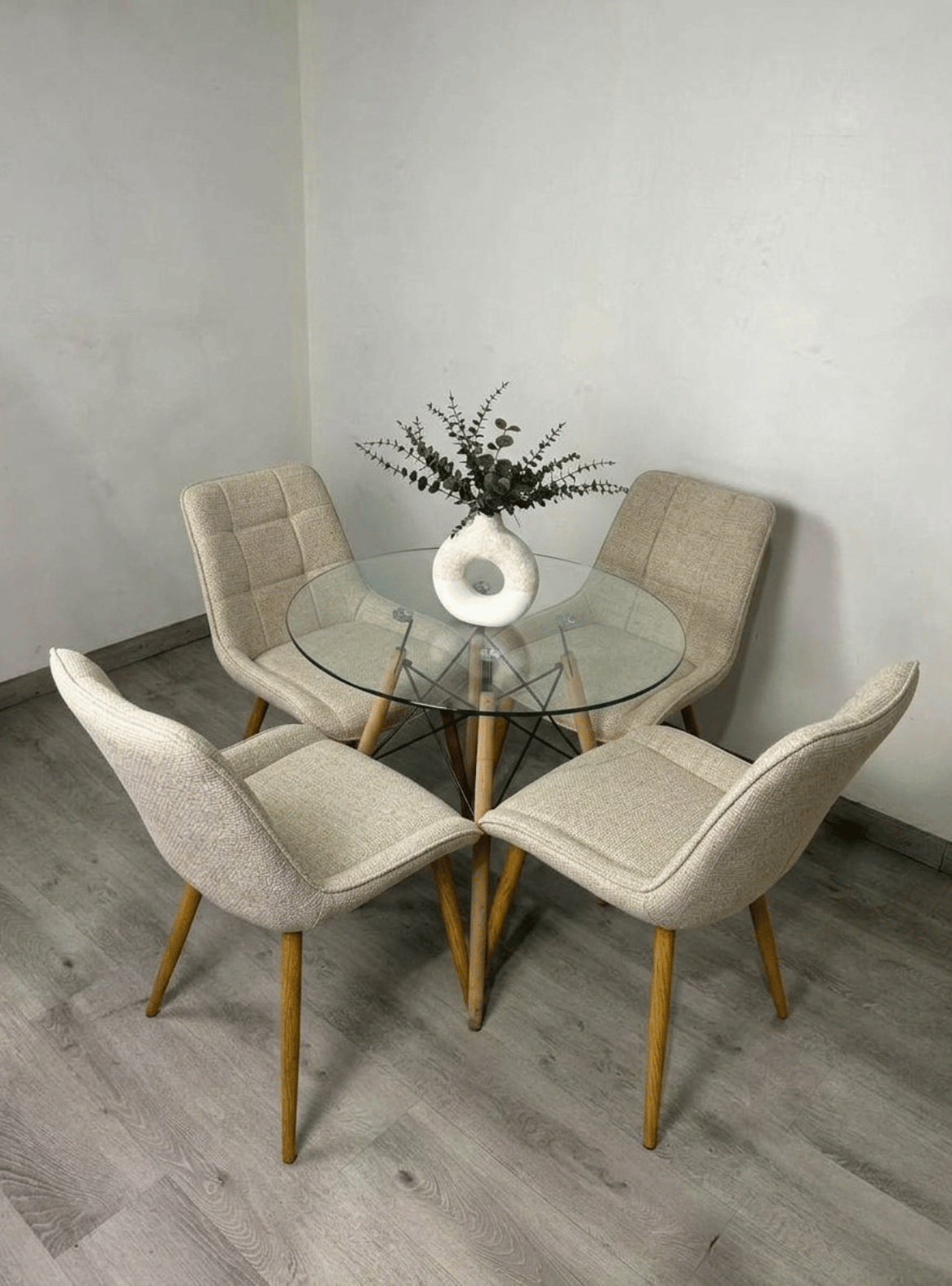 Comedor Redondo Capitone Arpillera Eames