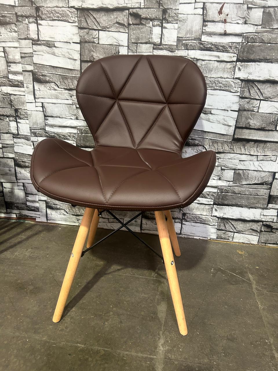 Comedor Radar Eames Cuadrado 4P