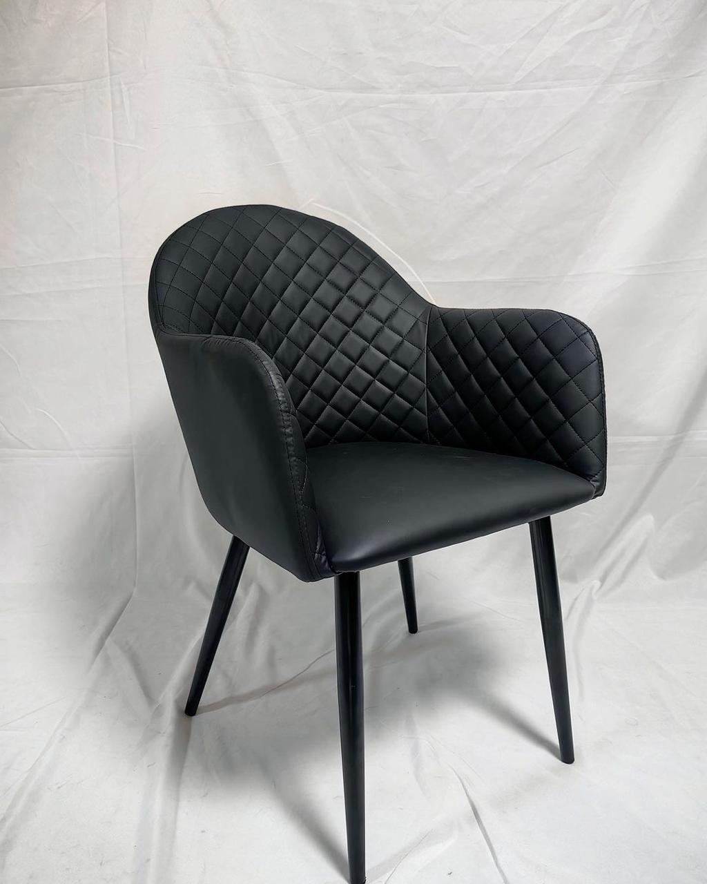 Sitial diamond leather