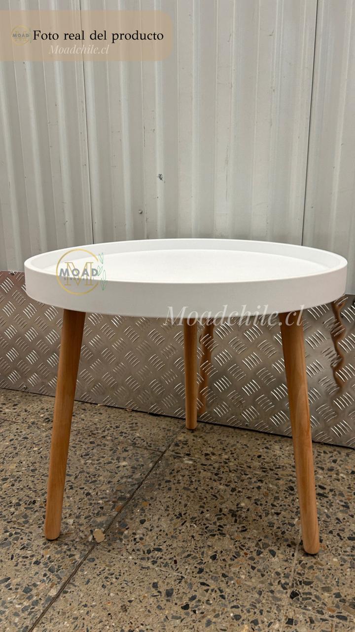 Mesa Lateral / Centro Eames