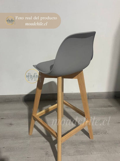 Taburete Tulip Respaldo Bajo 65cm