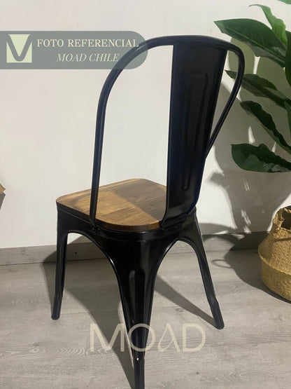 Silla Tolix con asiento de Madera oscura