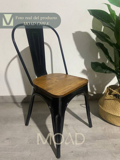 Silla Tolix con asiento de Madera oscura