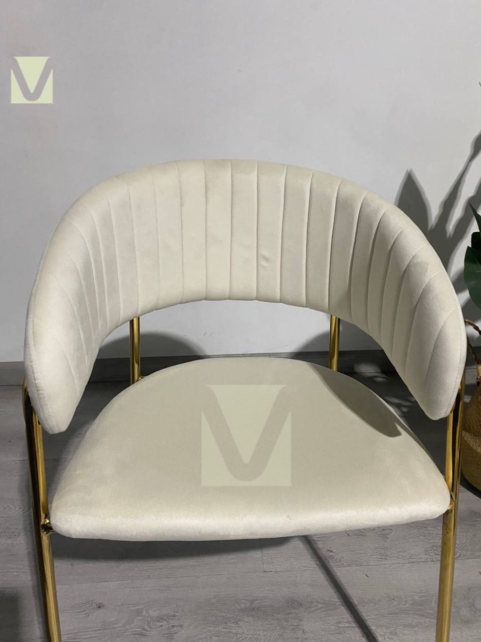 Sitial Velvet Max