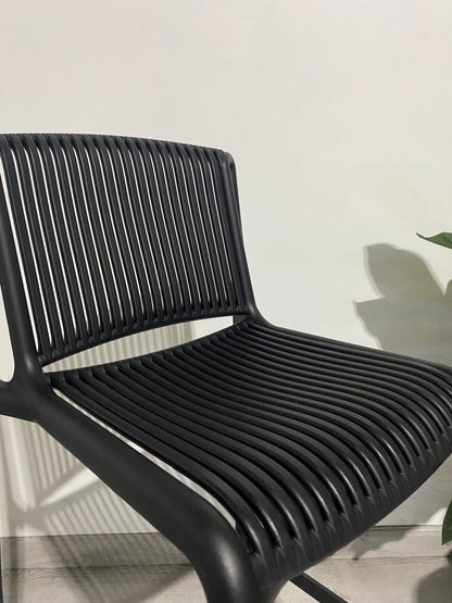 Taburete Alto Capri Polipropileno - Negro
