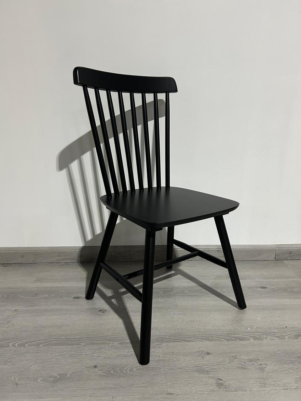 Comedor Alpes Redondo Windsor Madera 4P