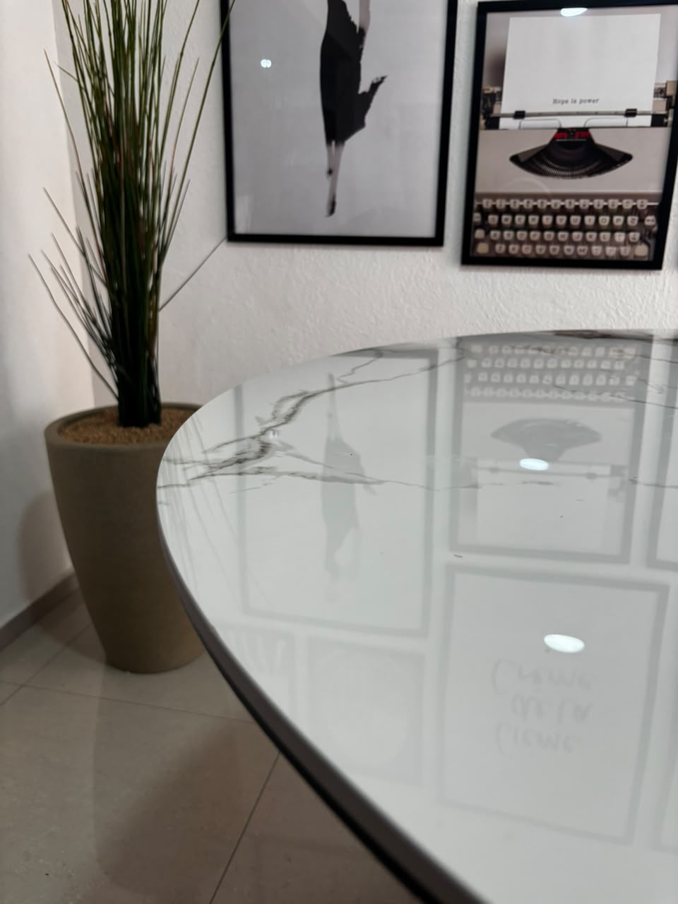 Mesa Cross Stone Black Redonda 120Cm