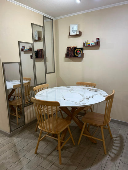 Comedor Cross Redondo Windsor Madera Stone 4P