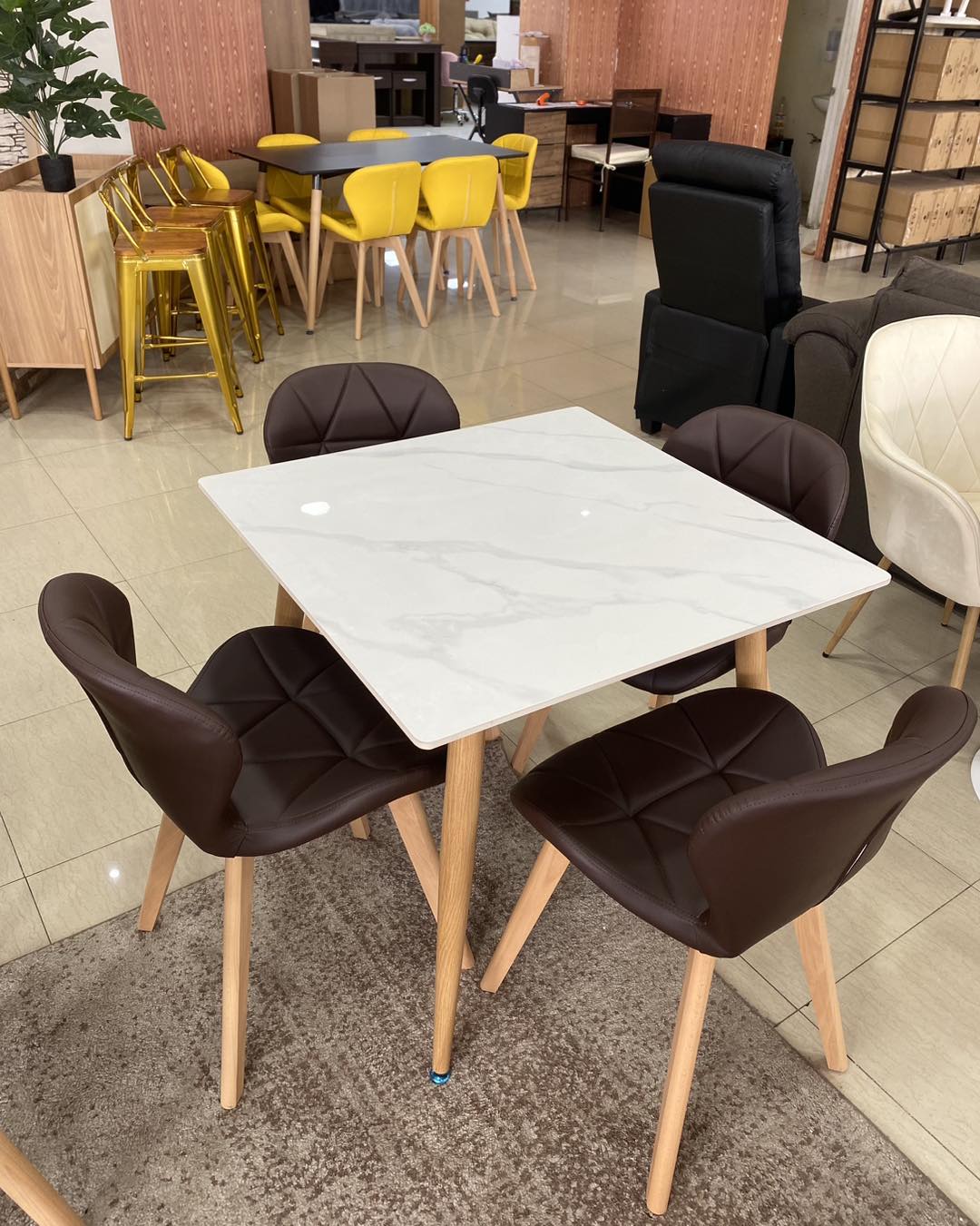 Comedor Mariposa Eco 4P Calacatta Soft