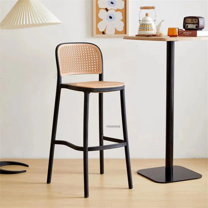 Taburete Bar Delta (65cm)